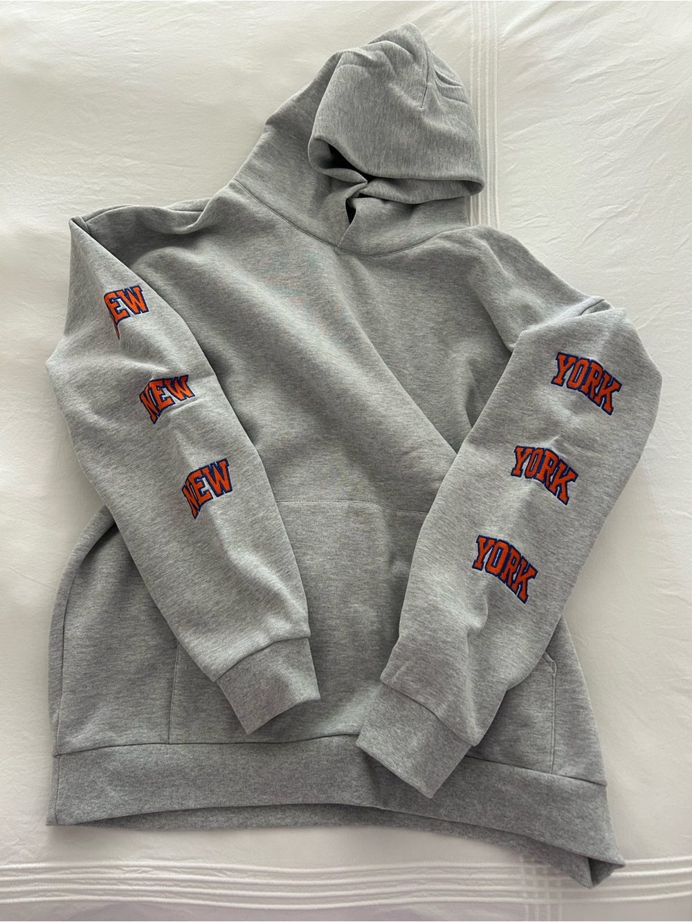 NWOT NEW YORK embroidered gray hoodie XXXL